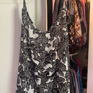 Sleeveless ladies sequin tank top